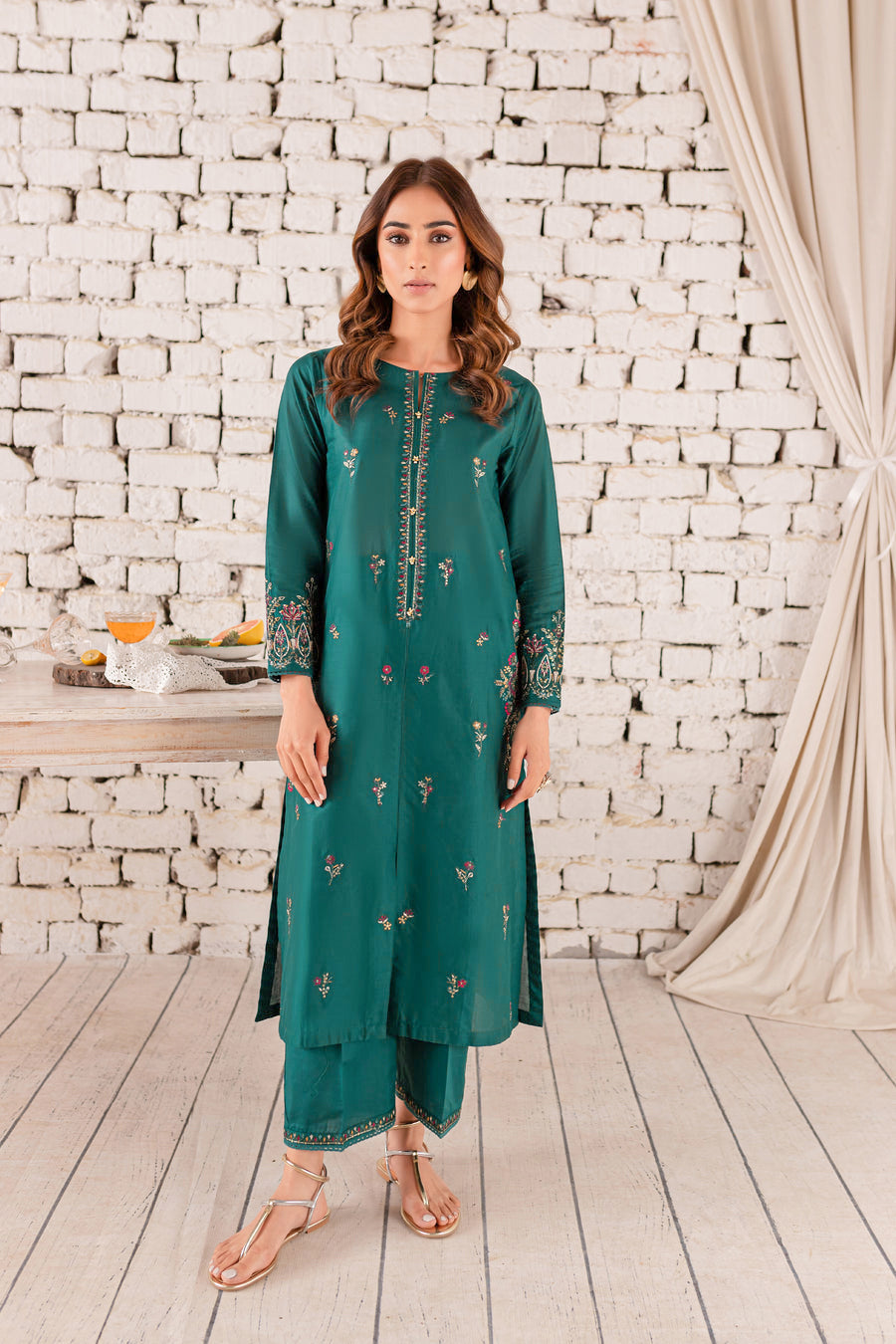 SMOKY 2PC - EMBROIDERED STITCHEDSMOKY 2PC - EMBROIDERED STITCHED main image 0