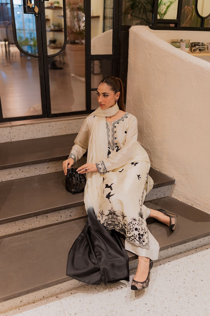 Winter - Amavi Bloom - 3Pc Embroidered Dress