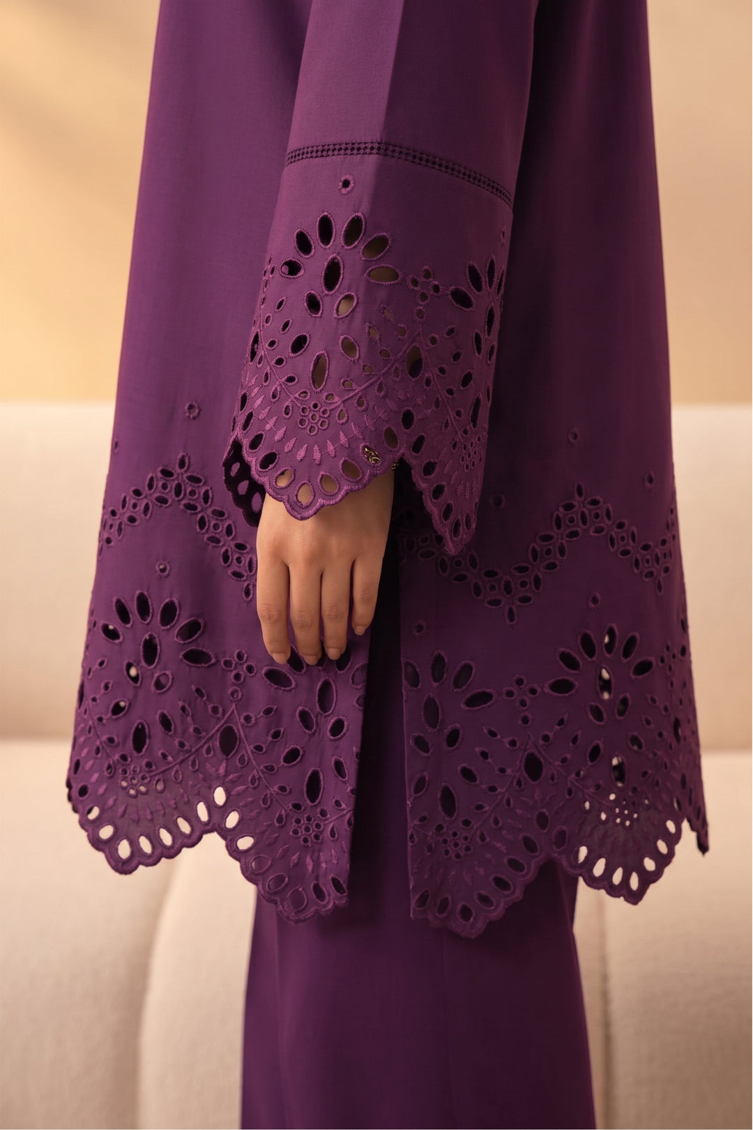 Cassis Deep Embroided Dress