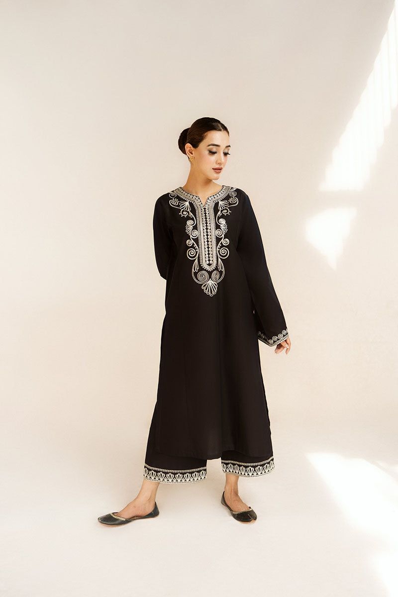 Winter - Dastaan - 2Pc Embroidered Dress